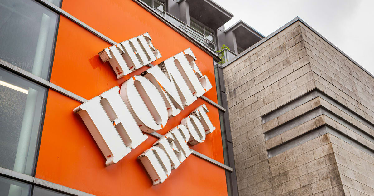 Home Depot sends a very different message about the economy - TheStreet