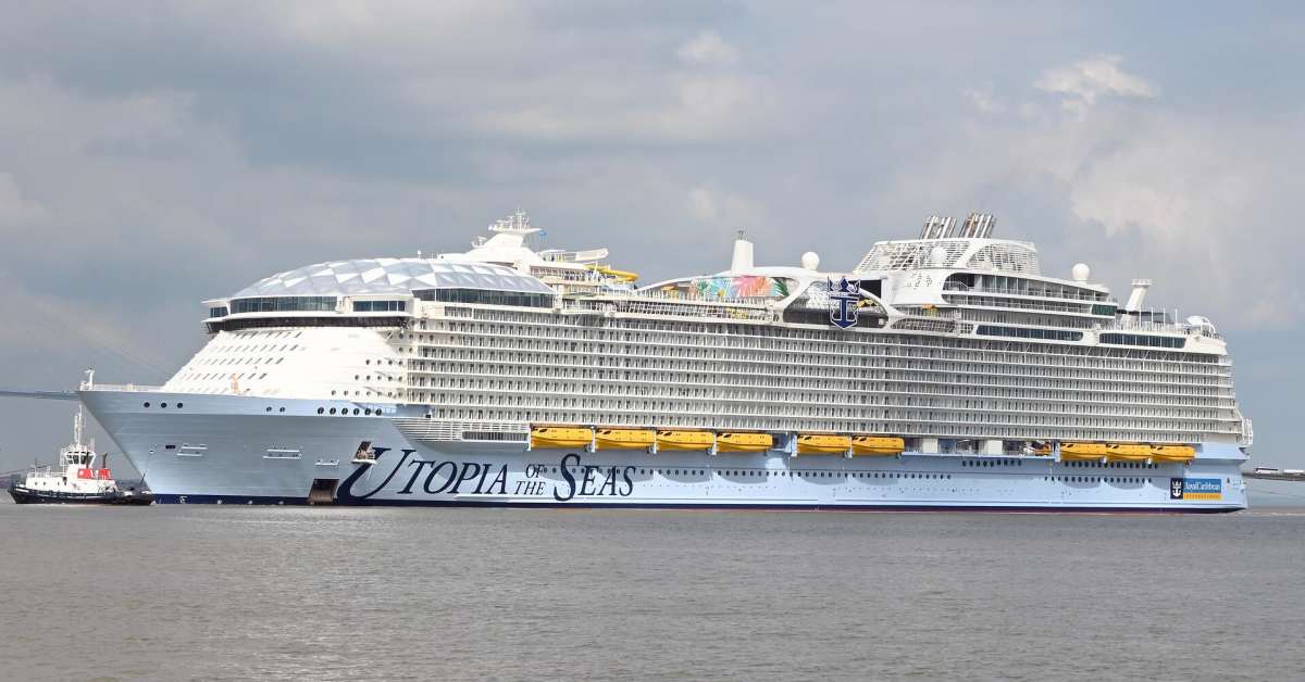 Royal Caribbean sets its sights on Disney World, Universal Studios ...