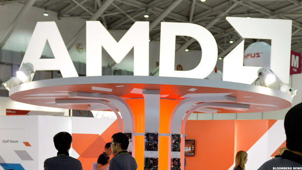 AMD Shares Plunge on Q3 Earnings and Revenue Miss