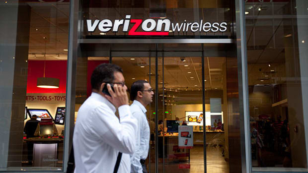 Is Verizon Headed for a New Down Leg?