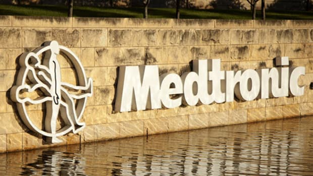 Medtronic Earnings Rebound in Third Quarter, Shares Climb