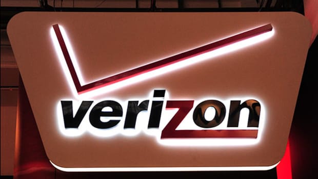 Verizon's (VZ) Media Strategy Compared to a Shopping Mall