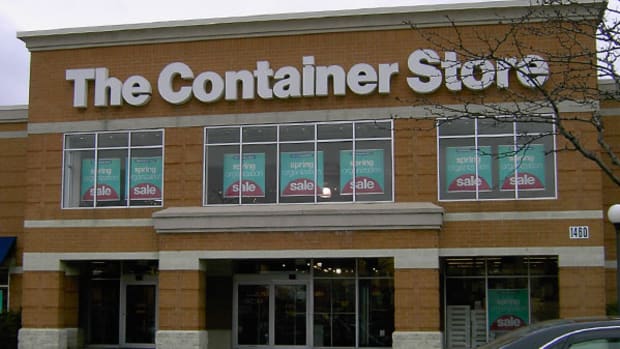 The Container Store Cuts Full Year Guidance