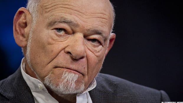 Sam Zell, Mark Mobius at Loggerheads Over Russian Investing