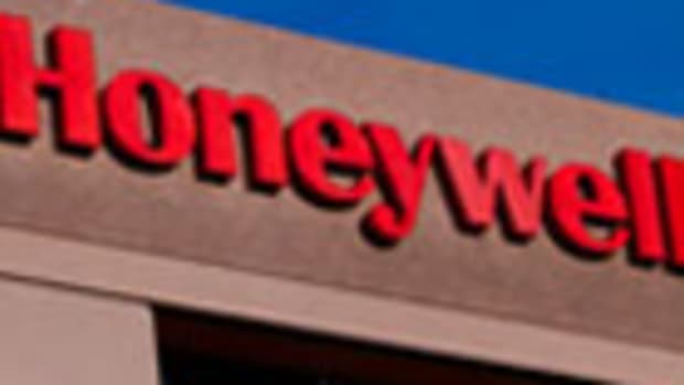 Seeking Scale, Honeywell Could Look to Aerospace to Spark Growth