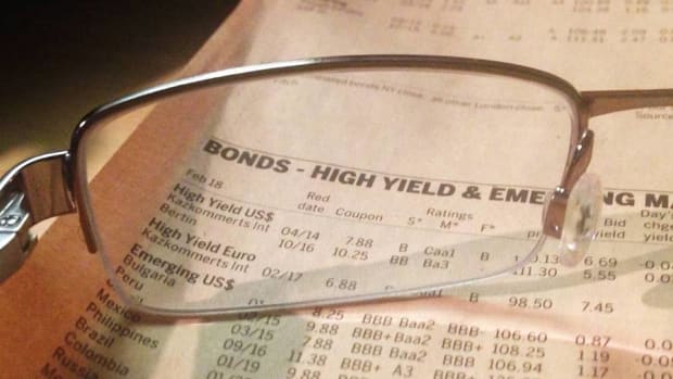 Why Actively Managed High Yield Bond Funds Are Better Than ETFs