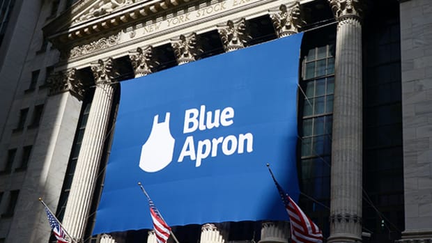 Blue Apron, at Ground Zero in Fight Over Votes, Debuts at $10 Per Share