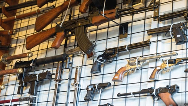 U.S. Gun Lobby Backs Calls for Regulations on 'Bump Stock' Devices