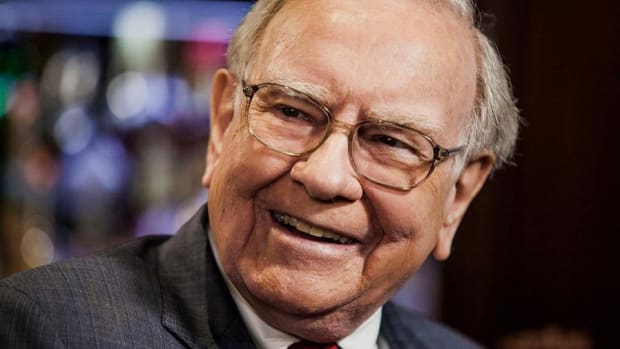 Here's Why Warren Buffett Loves These 4 Small-Cap Stocks