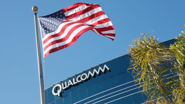 Jim Cramer: Qualcomm Is Too Beholden to Apple