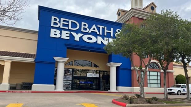 A Bed Bath & Beyond store. Lead KL 020923