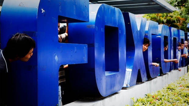 Apple iPhone Maker Foxconn Ready to Boost Its Investment in India