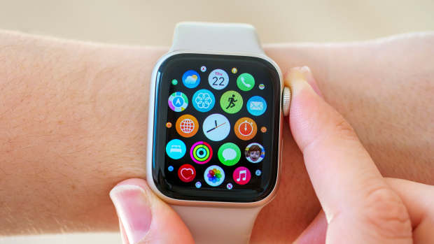 Close up of the apps on the screen of an Apple Watch