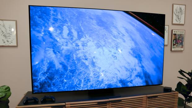 A look at Samsung's new for 2024 S95D OLED TV.