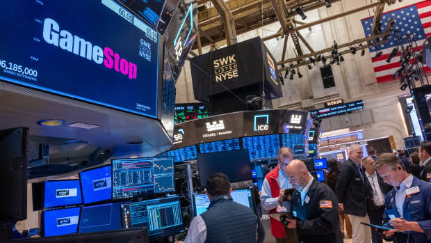 NEW YORK, NEW YORK - MAY 14:  Traders walk the floor during morning trading at the New York Stock Exchange (NYSE) on May 14, 2024 in New York City. The Dow Jones Industrial Average was up slightly in morning trading ahead of the release of new inflation numbers from the U.S. government.  (Photo by Spencer Platt/Getty Images)