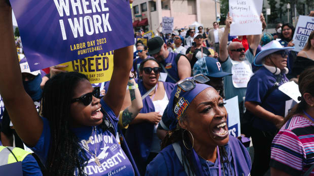 Los Angeles, CA - September 04: Thousands of healthcare workers march down W Sunset Blvd. to call for the urgent need for improved working conditions, better support systems and increased investment in the healthcare workforce at Kaiser Permanente Los Angeles Medical Center in Hollywood on Monday, Sept. 4, 2023 in Los Angeles, CA. Event was organized by SEIU-United Healthcare Workers West and is co-sponsored by the Los Angeles County Federation of Labor. (Dania Maxwell / Los Angeles Times via Getty Images)