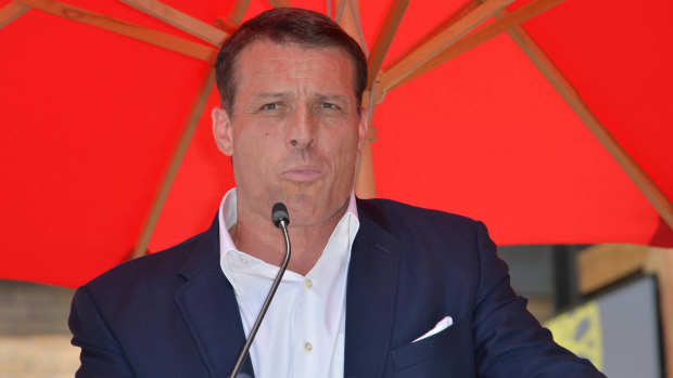 Tony Robbins is seen speaking in Hollywood, Calif. 