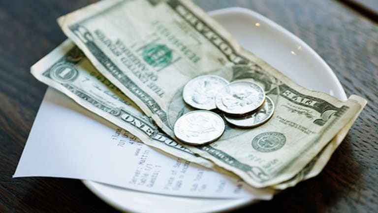 Tipping Tips For The Digital Age How To Master The Gratuity Grind Thestreet