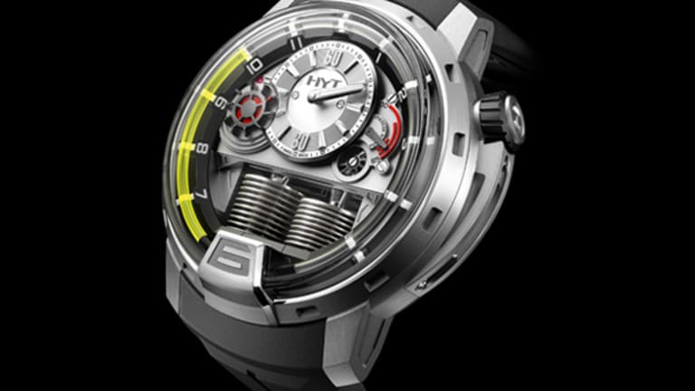 Liquid Time: Introducing the H3 Linear Watch (BaselWorld 2015)