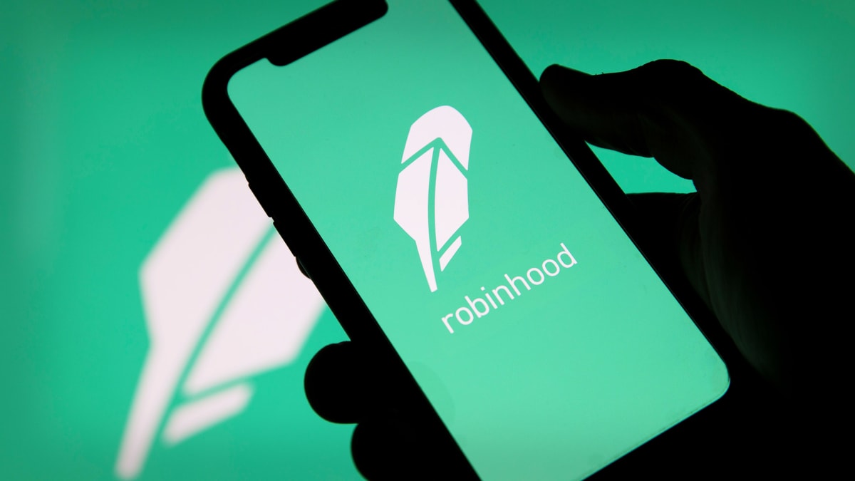 Robinhood CEO says he is considering offering U.S. retirement