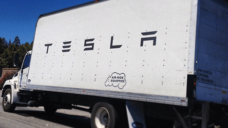 Teslas Tsla Massive New Electric Big Rig Might Eventually