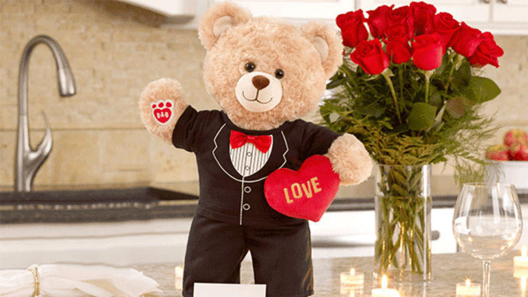 Chicago Bears - Today's all about celebrating TRU LOVE. Happy Valentine's  Day.