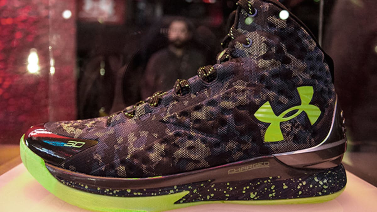 Customize your own under armour cheap basketball shoes