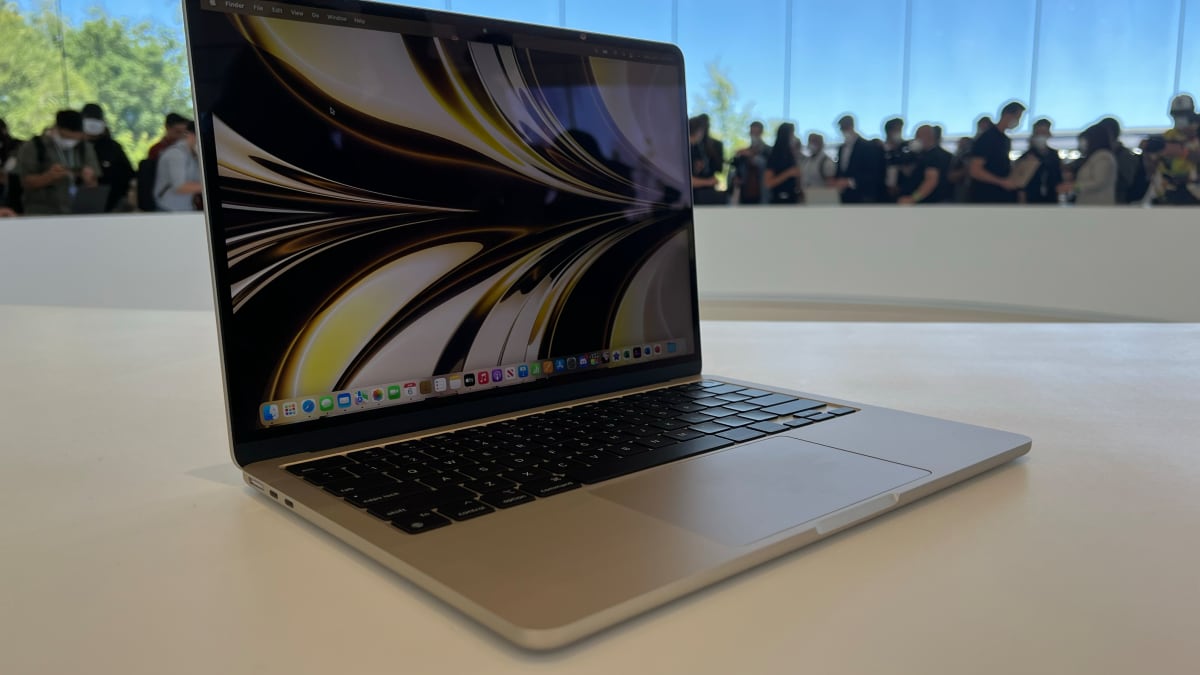 How to Order Apple's MacBook Air with M2 - TheStreet