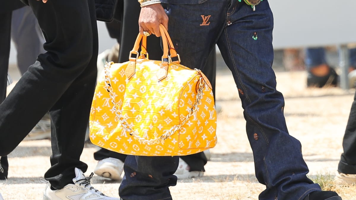 Lv bag discount price in paris