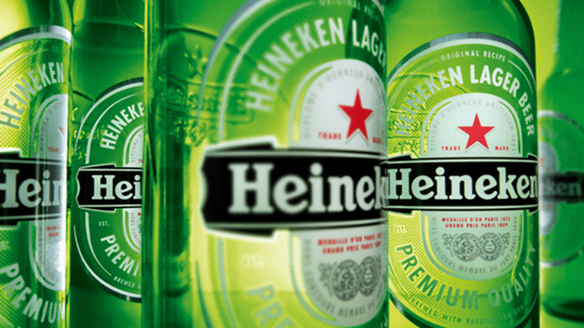 Heineken Shares Tumble After Mexico s Femsa Sells 3 Billion Stake