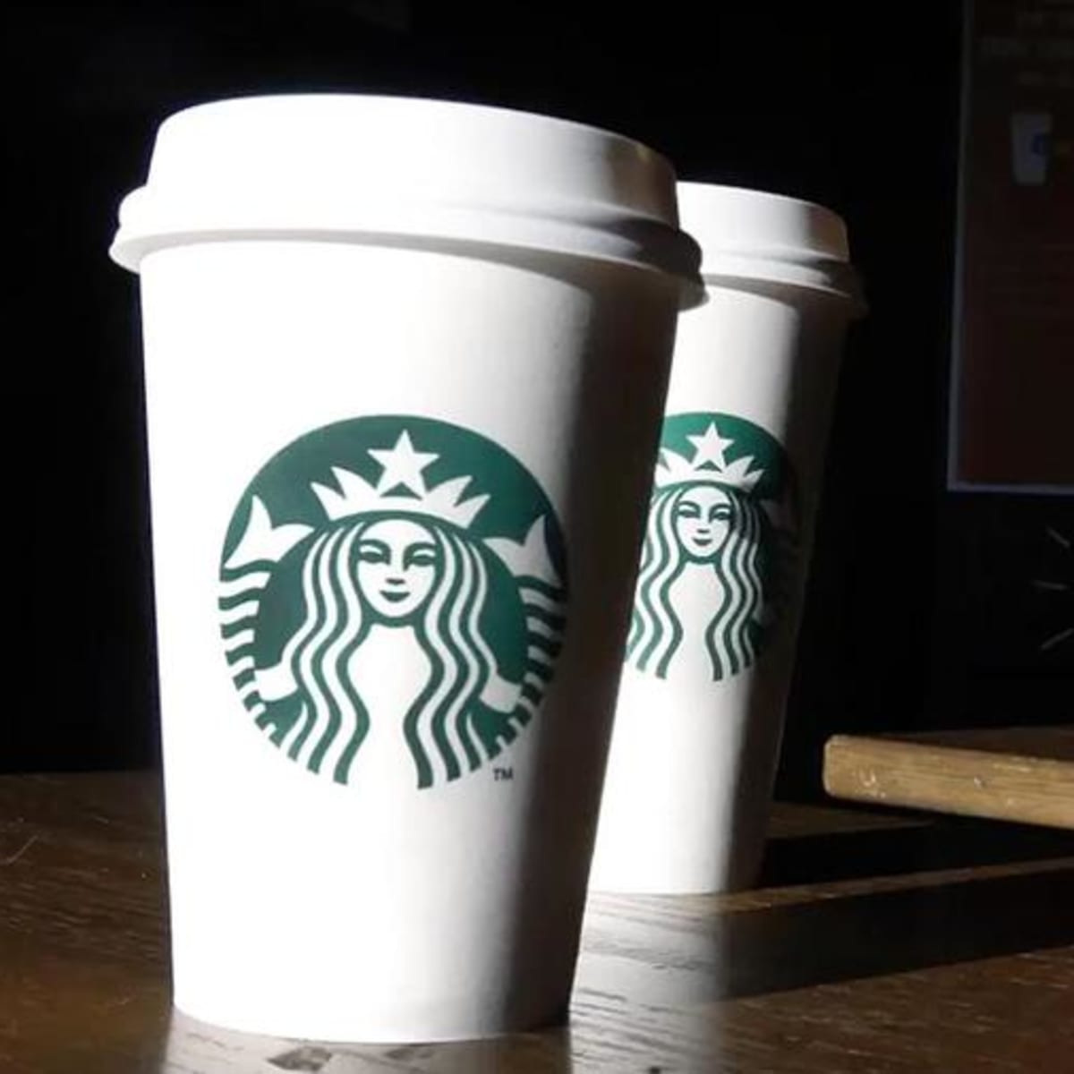 Starbucks launches a reusable cup test at stores in Napa and Petaluma 