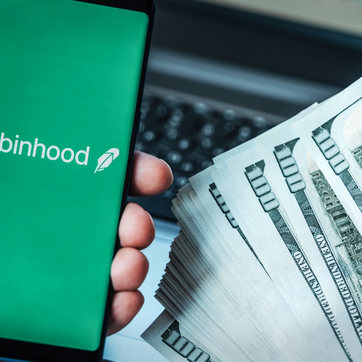 Robinhood Pays $65 Million To SEC For Misleading Customers Who