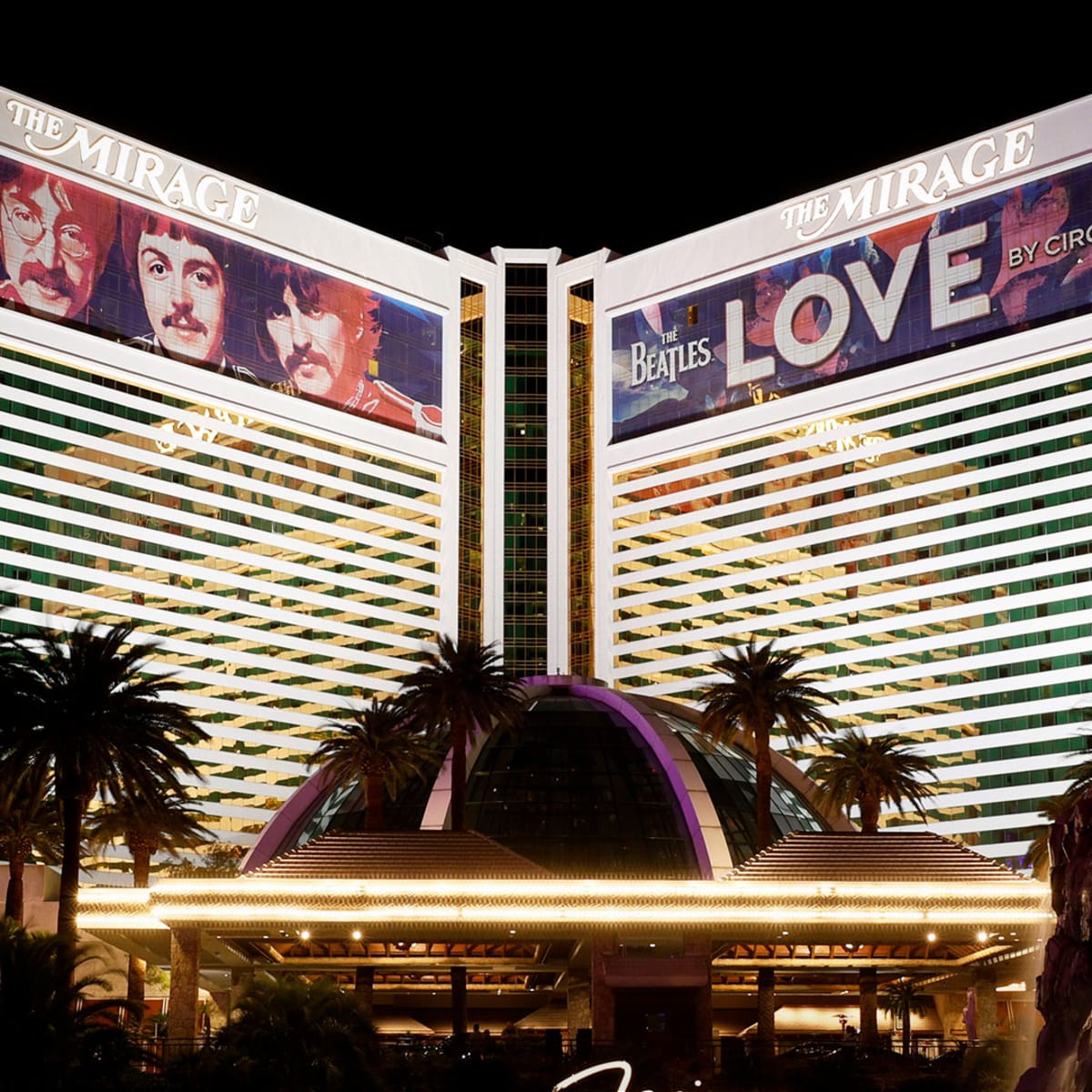 Iconic Las Vegas Sands Corp. Goes Dark on the Strip