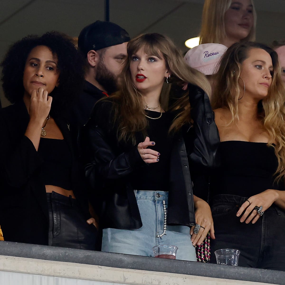 There's a conspiracy theory about Taylor Swift attending the Jets game