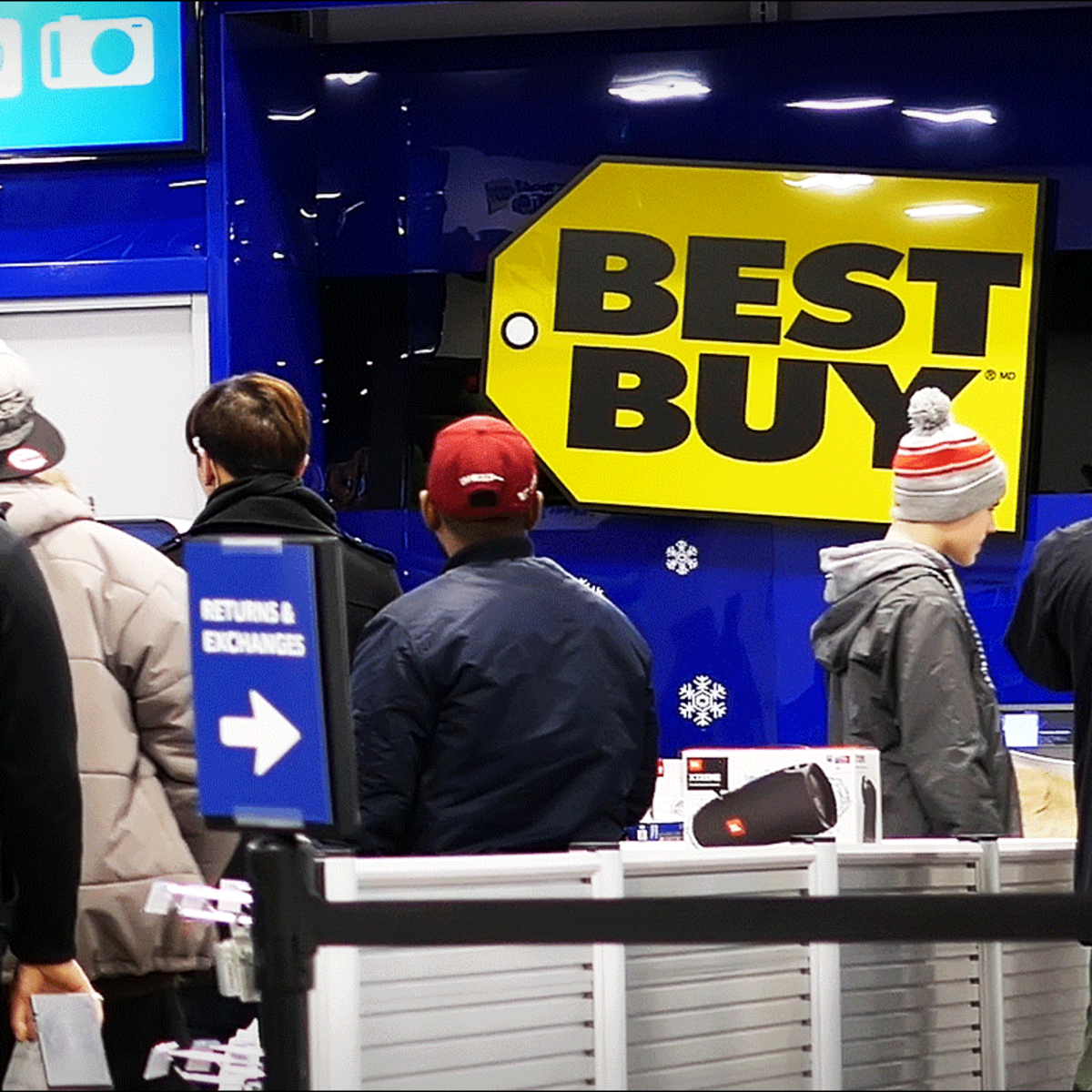 Best Buy (BBY) Says Deep Sales Slump Is Showing Signs of Bottoming