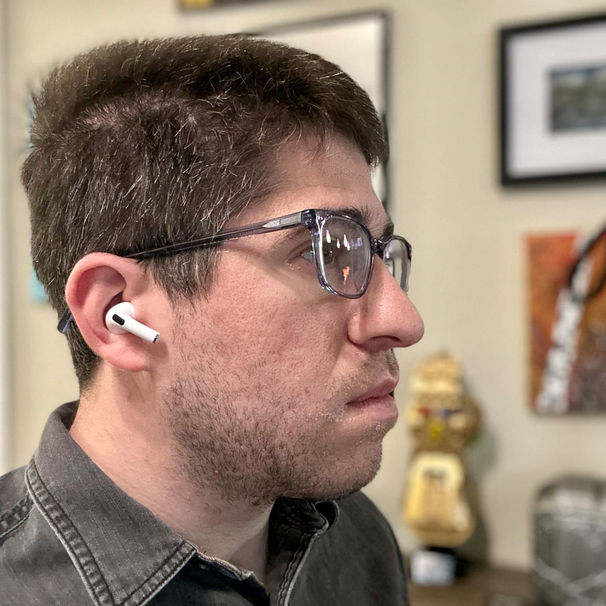 Are airpods comfortable cheap for small ears