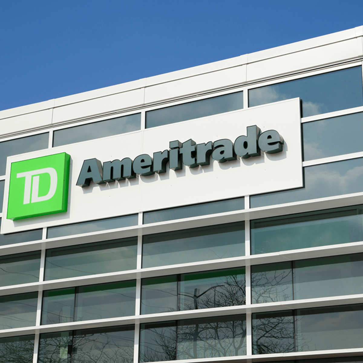 TD Ameritrade Review 2020: Pros, Cons and How It Compares