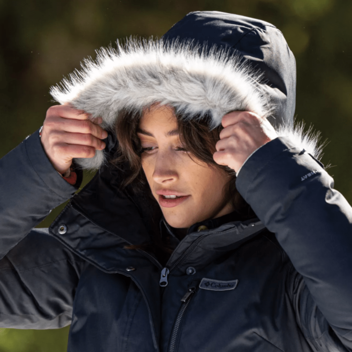 Womens columbia coat shop with fur hood