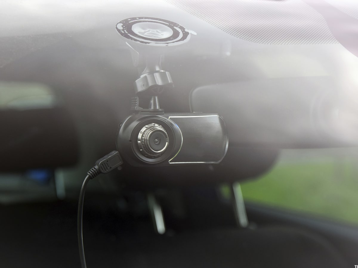 How to send dash cam video to your insurer, the police or anyone - Tech  Advisor