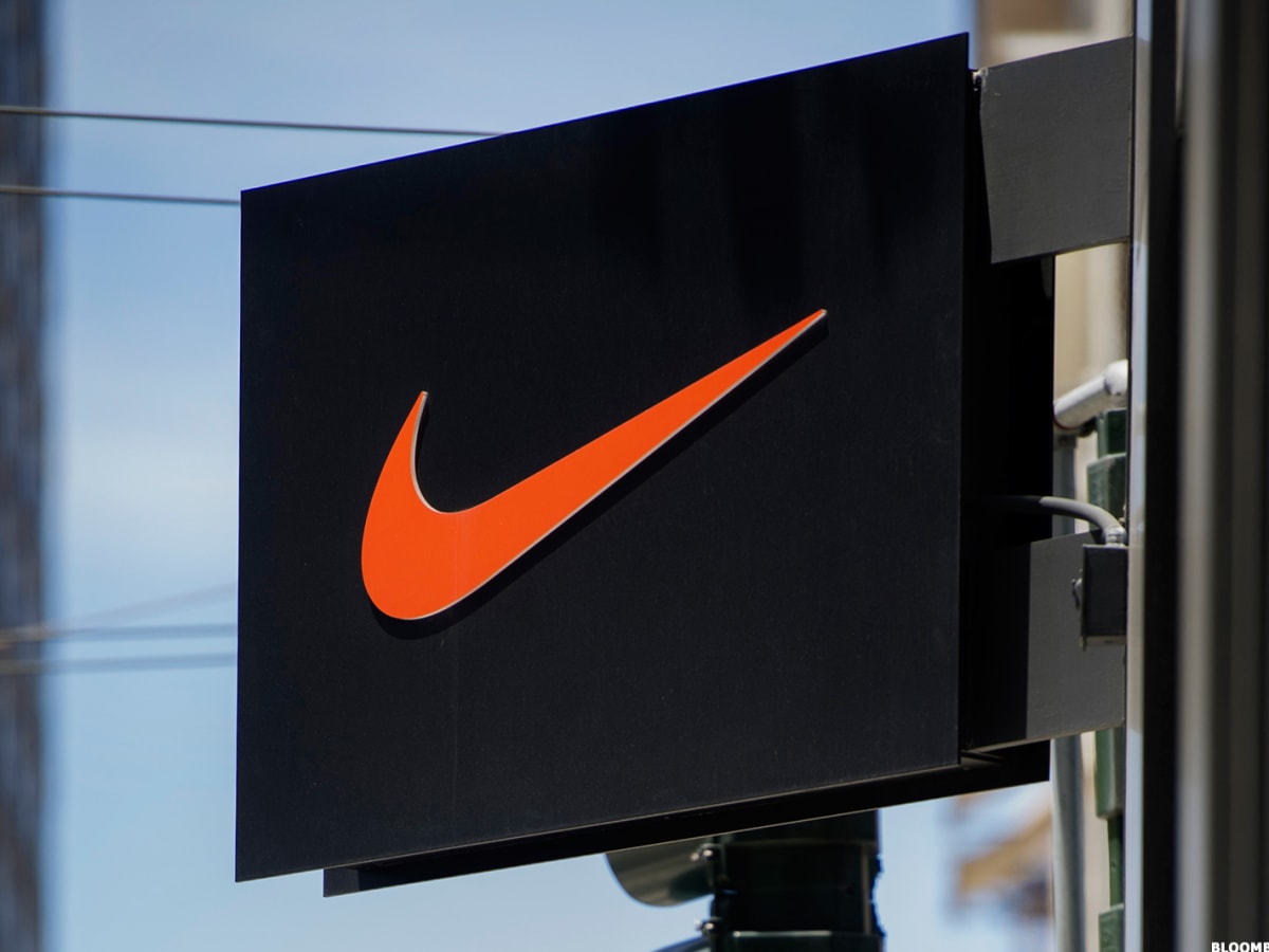 Nike company sales origin