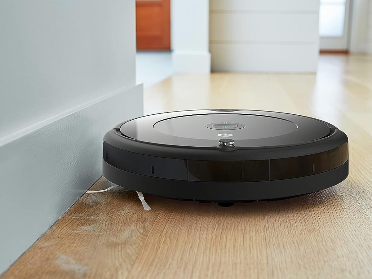 This iRobot Roomba 694 vacuum is 42% off Amazon - TheStreet