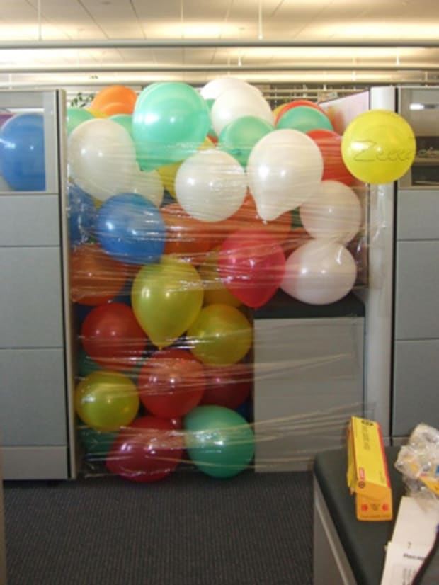 12 Hilarious Office Pranks Thestreet