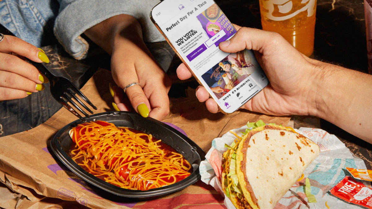 Order Everything on the Taco Bell Dollar Menu for Under $10