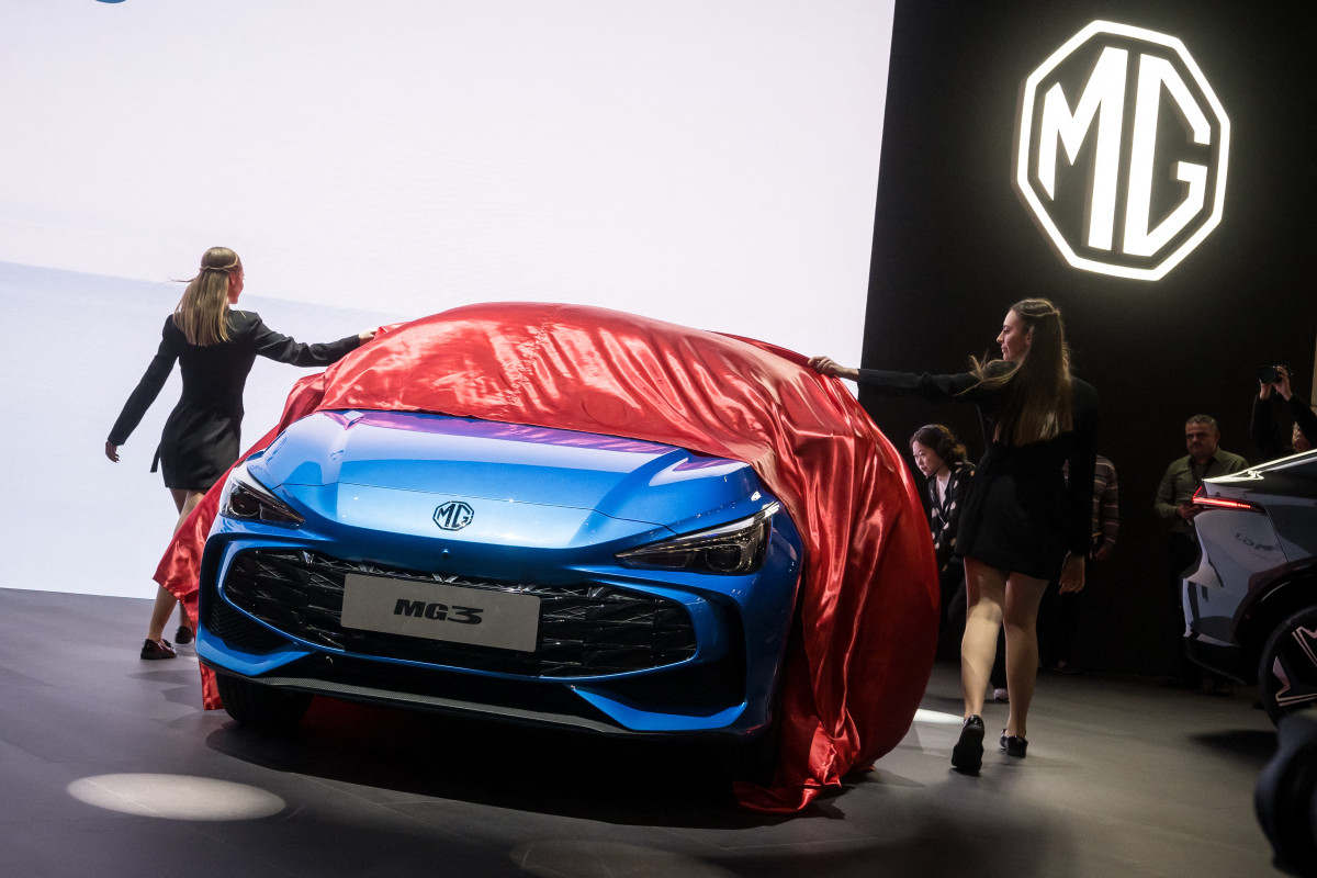 Technology is changing the New York Auto Show, but it…