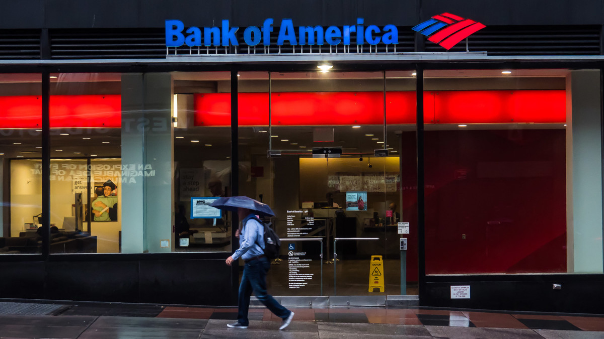 Bank  of America CEO offers surprising take on consumer spending