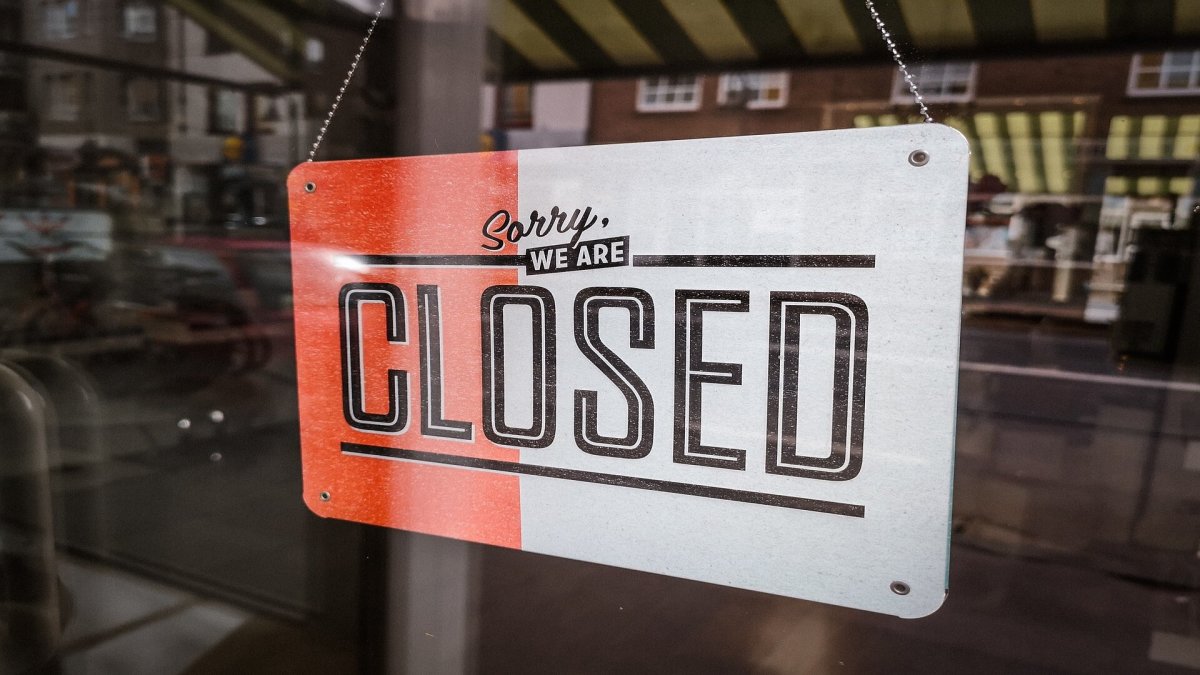 Iconic restaurant closes overnight without notice