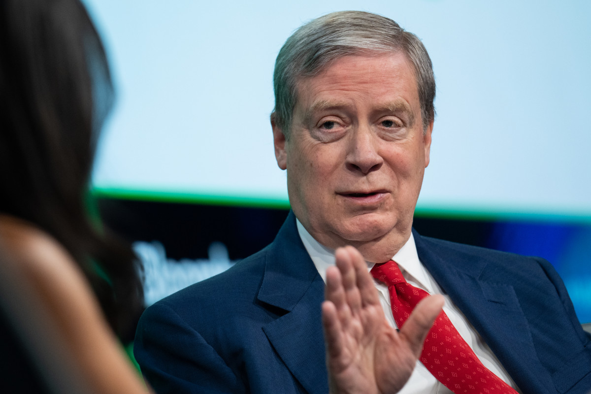 Billionaire Stanley Druckenmiller exits 2 tech giants