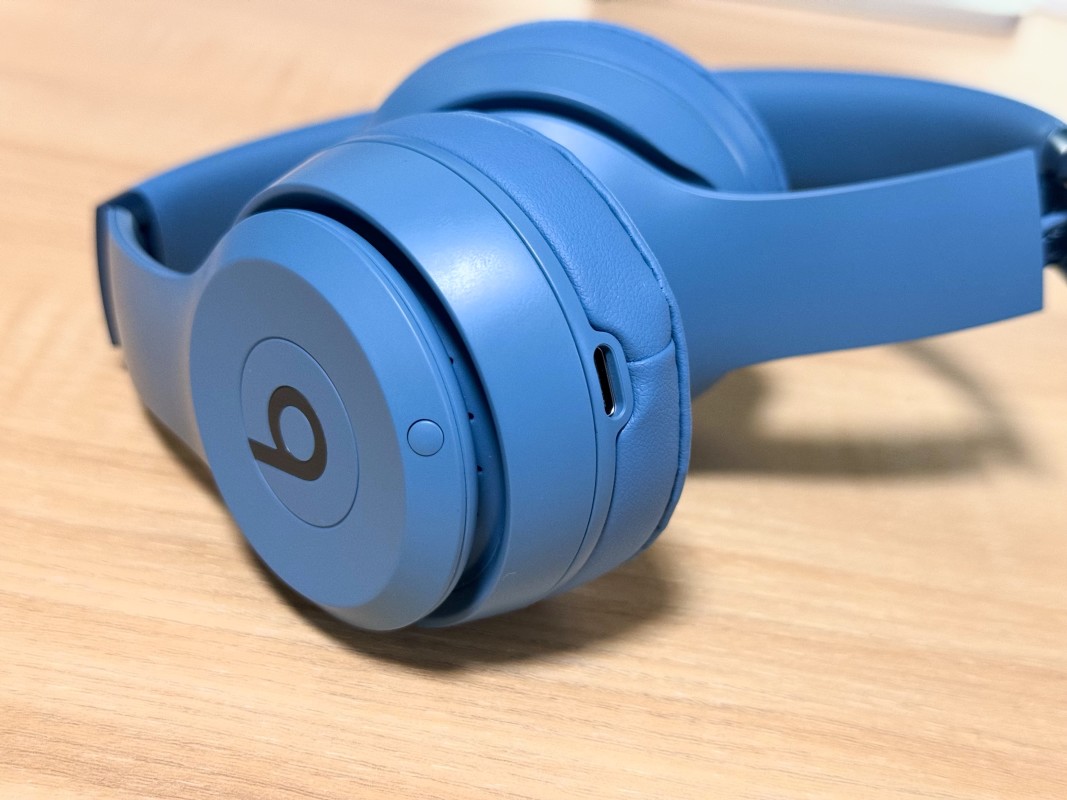 Beats Solo 4 Review Classic design with bold long lasting sound