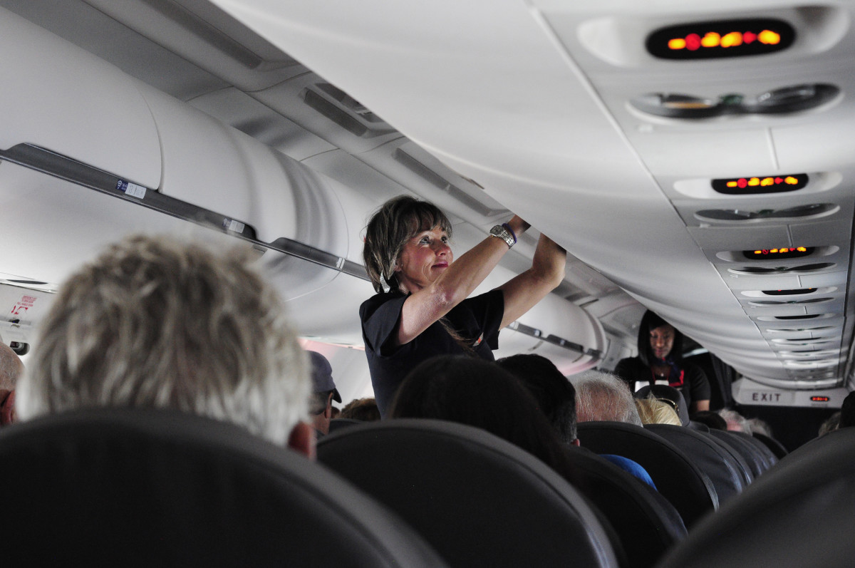 Reclining your seat? There is a more inconsiderate plane behavior