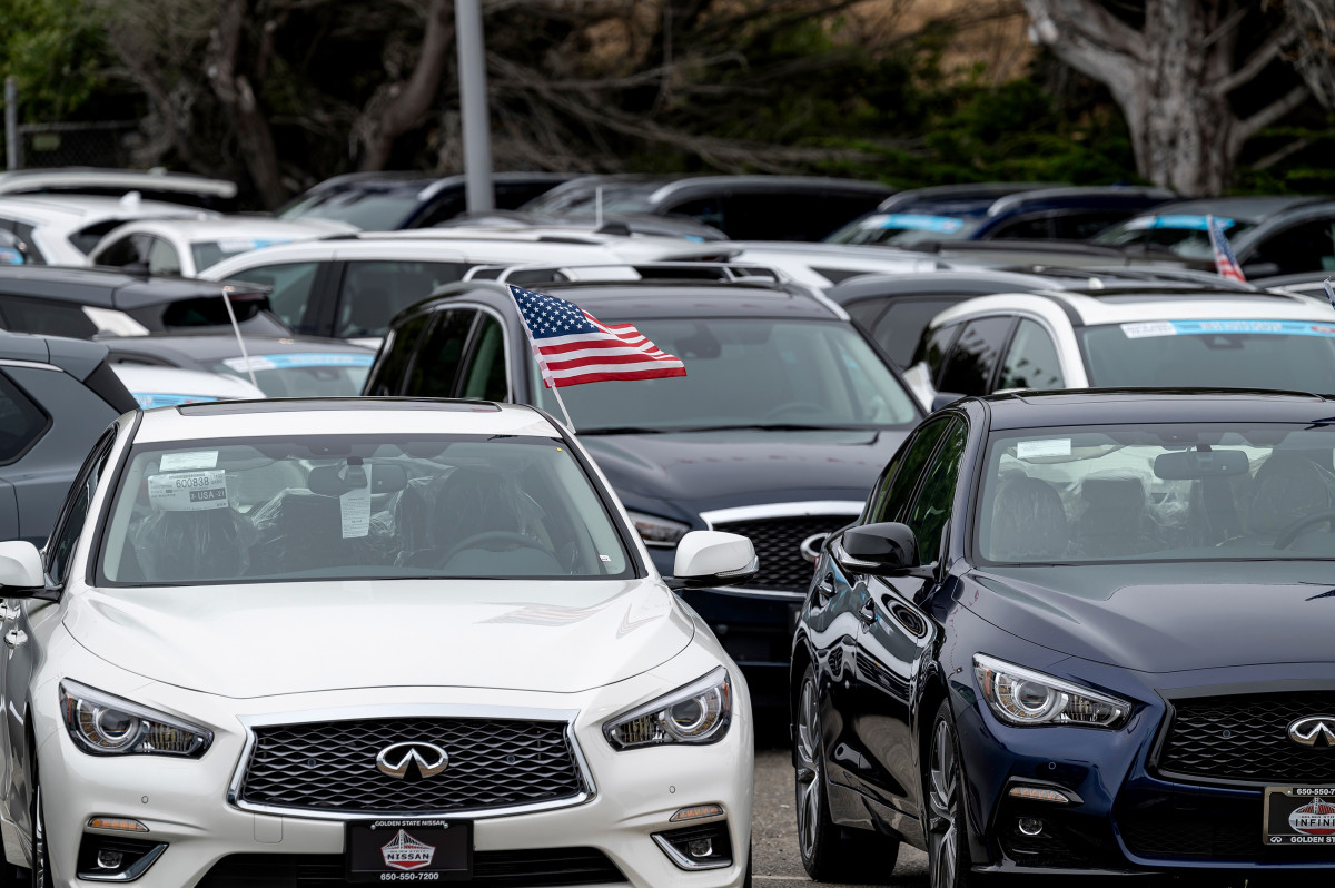 New car buyers are in for good news about inflated prices